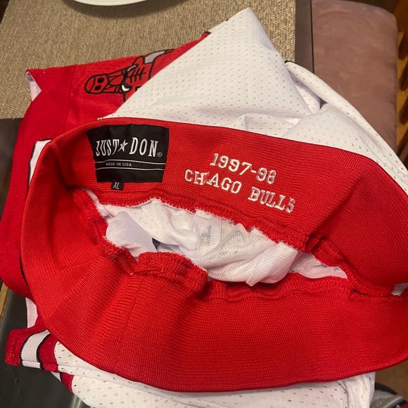 NBA Chicago bulls shorts - Picture 3 of 3